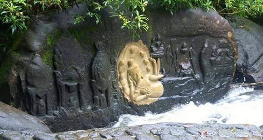 2-Days Angkor & Banteay Srei & Kbal Spean Waterfalls Tour
