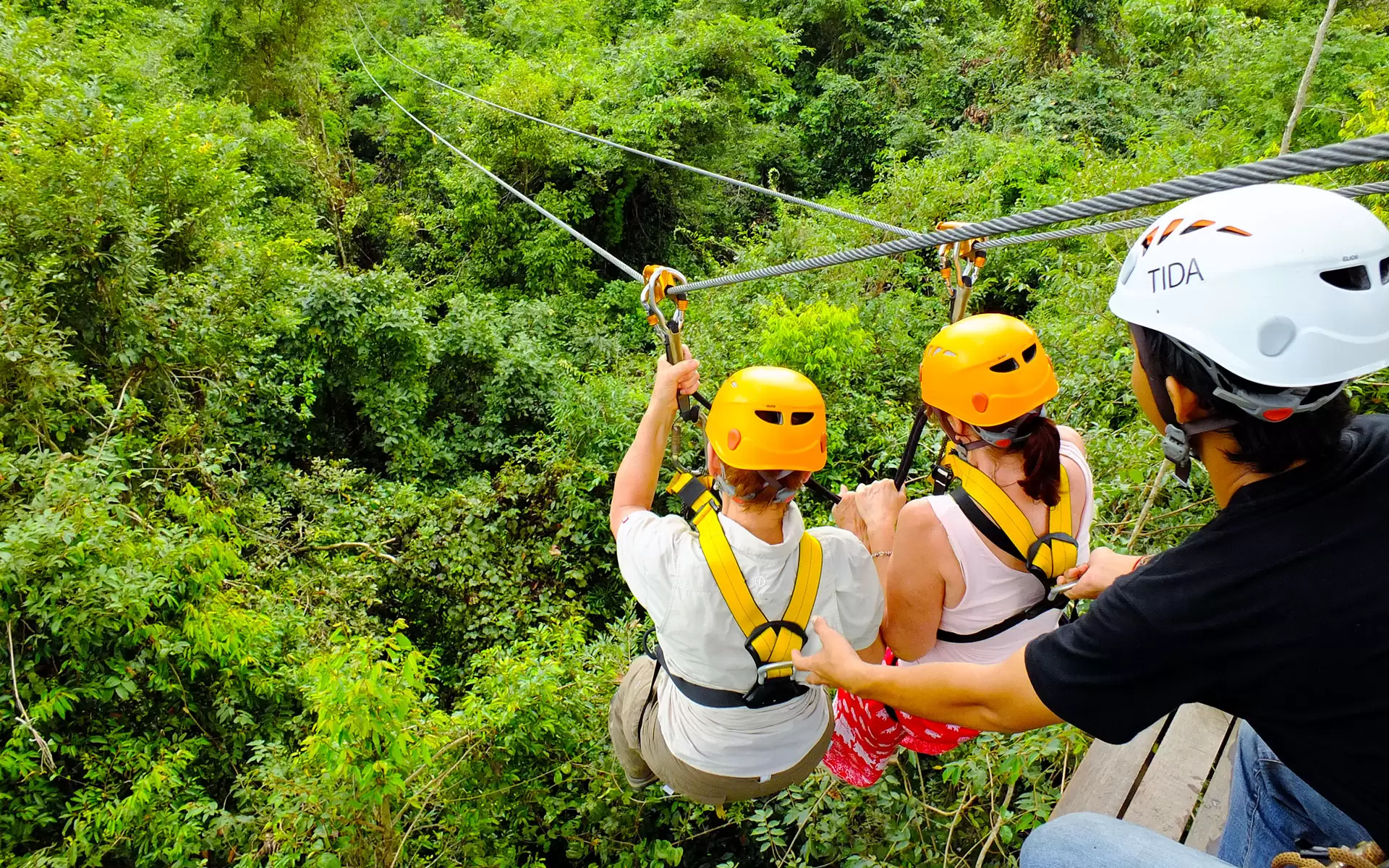 Angkor Zipline Adventure Tour